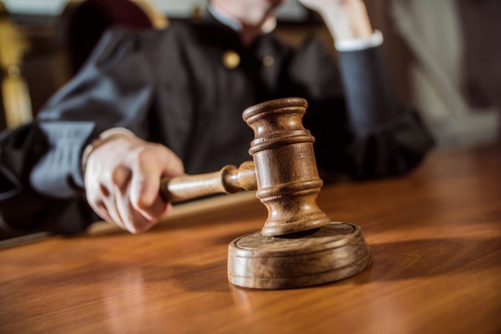 absolution conditionelle inconditionnelle casier judiciaire